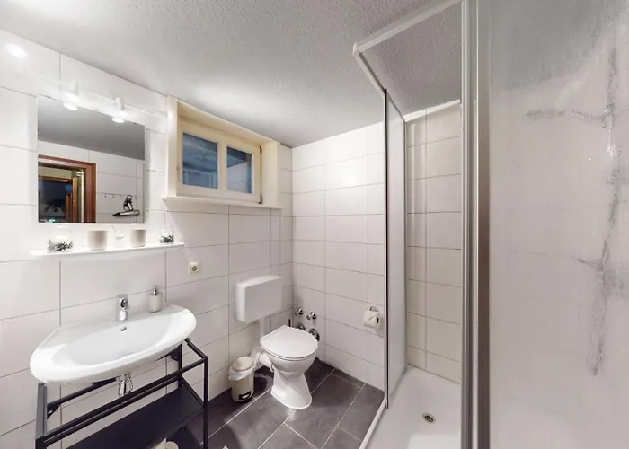 公寓 2 Zimmer, Beamer, Disneyplus Mitten In Der Altstadt *